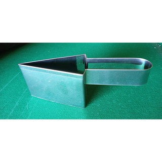 Cortador De Bolo Fatia Certa Em Inox Medida: Sem O Cabo Comprimento 11 Cm Por 8 Cm De Altura