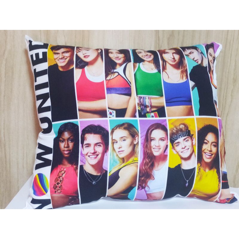 Almofada decorativa personalizada NOW UNITED