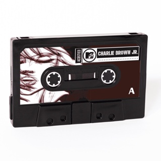 Carteira K7 - Charlie Brown Jr. (Acústico MTV) - Carnaúba Estúdio em Oferta na Shopee