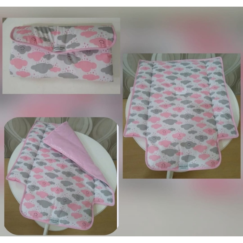 Trocador Portátil para Bebês Impermeável para bolsa Nuvem Rosa