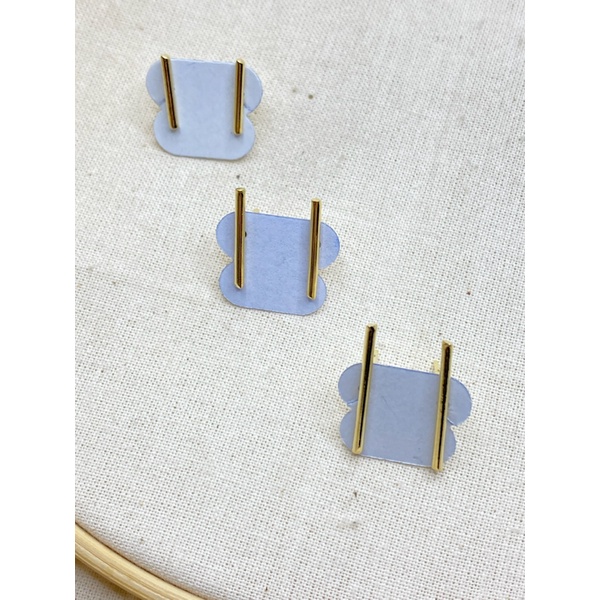 Brinco Palito Folheado a ouro 18k em Oferta na Shopee