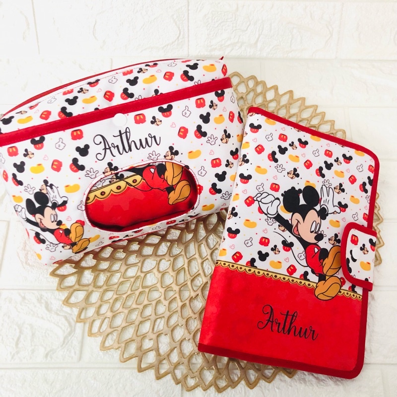 Kit caderneta de vacina porta fralda Necessaire do bebê Necessaire porta fralda e lenço umedecido