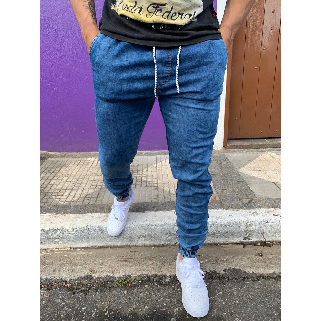 Calça com a boca hot sale apertada