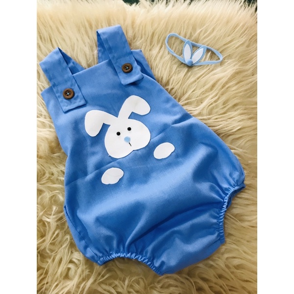 Jardineira Páscoa Menino, botões em madeira luxo em Oferta na Shopee