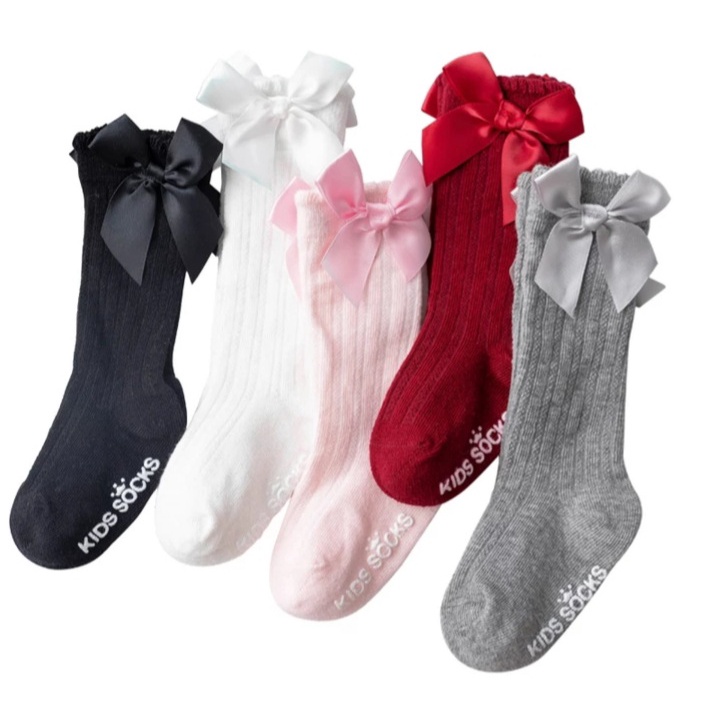 Meia 3/4 cano alto com laço infantil bebê menina princesa blogueirinha modinha envio imediato 0 a 2 anos em Oferta na Shopee