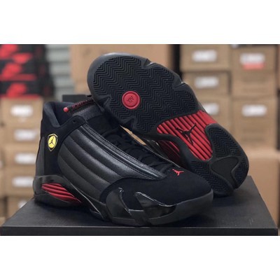 nike air jordan preto e vermelho