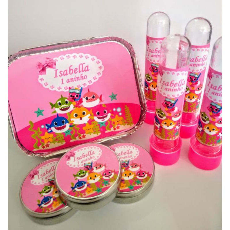 Kit Festa 60 itens Baby Shark Rosa Lembrancinhas Personalizadas  10 latinhas 10 tubetes 10 marmitinhas 15 Toppers para docinhos 15 Forminhas