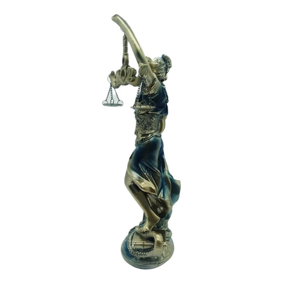 Enfeite Estátua Themis Deusa Da Justiça 22cm menor preço
