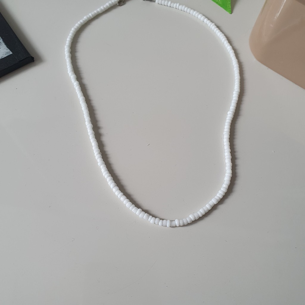 Colar/choker feminino miçanga cor branco MIÇANGA 2MM (Miçanga P - Fininha) AU12 — imagem 2 de 2
