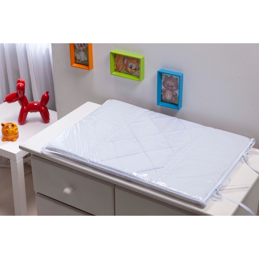 Trocador para Comoda de Bebê Todo Branco com Guippir Bordado - Trocador Luxo Inteiro Branco