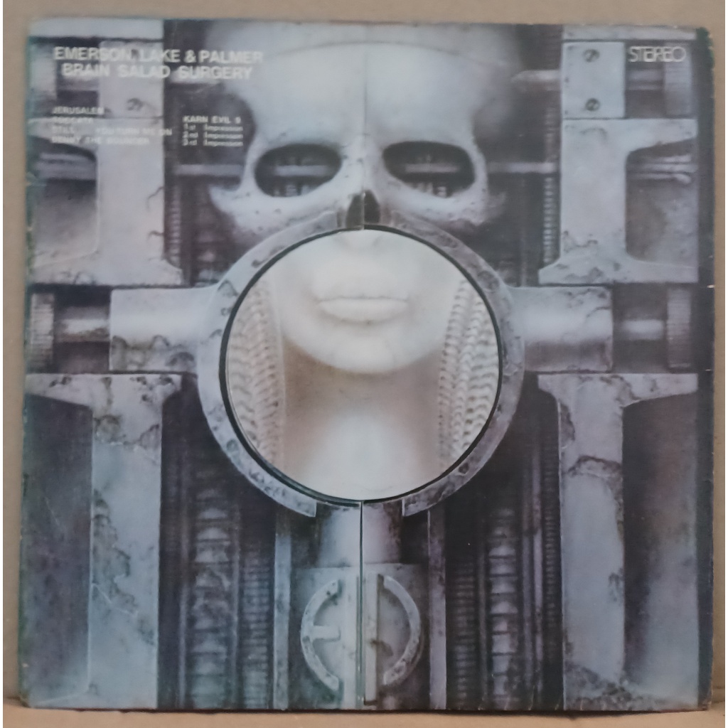 LP Disco De Vinil Emerson, Lake & Palmer - Brain Salad Surgery - LP VG Capa G C/ Danos Ler Descrição