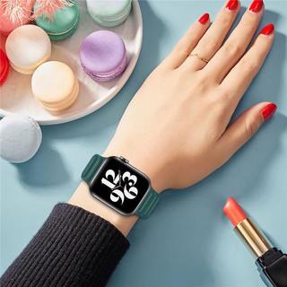 Pulseira Curvada Colorida Para Relógios Apple Watch e Vários 38mm/40mm e 42mm/44mm Silicone 2021
