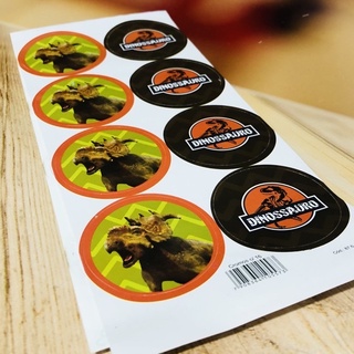 16 adesivos redondos latinhas lembrancinhas garrafinhas para festa TEMA DINOSSAURO 87.6 em Oferta na Shopee