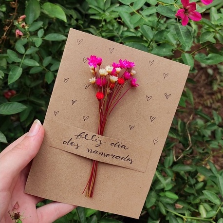 Cartão floral personalizado dia dos namorados