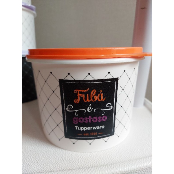 caixa de fubá Bistrô Tupperware