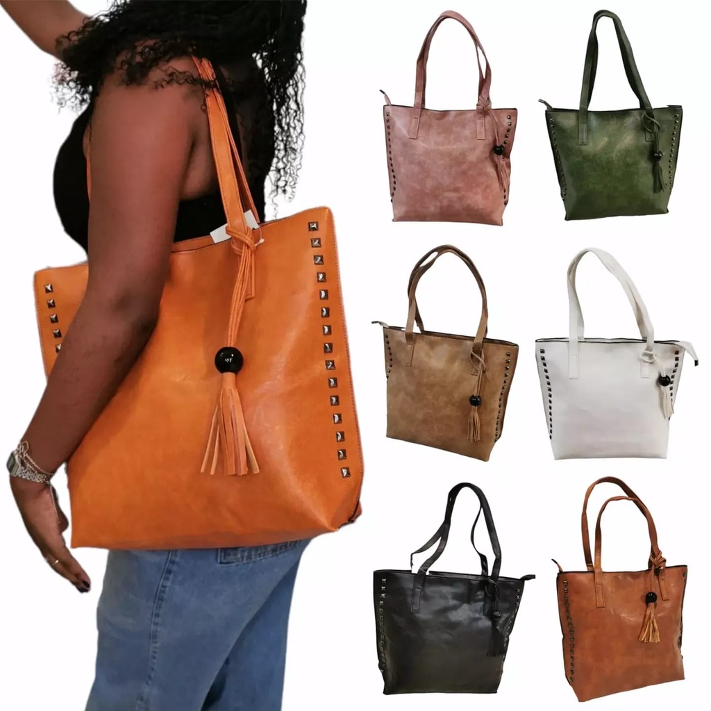 Bolsa feminina saco couro sintético tachinha