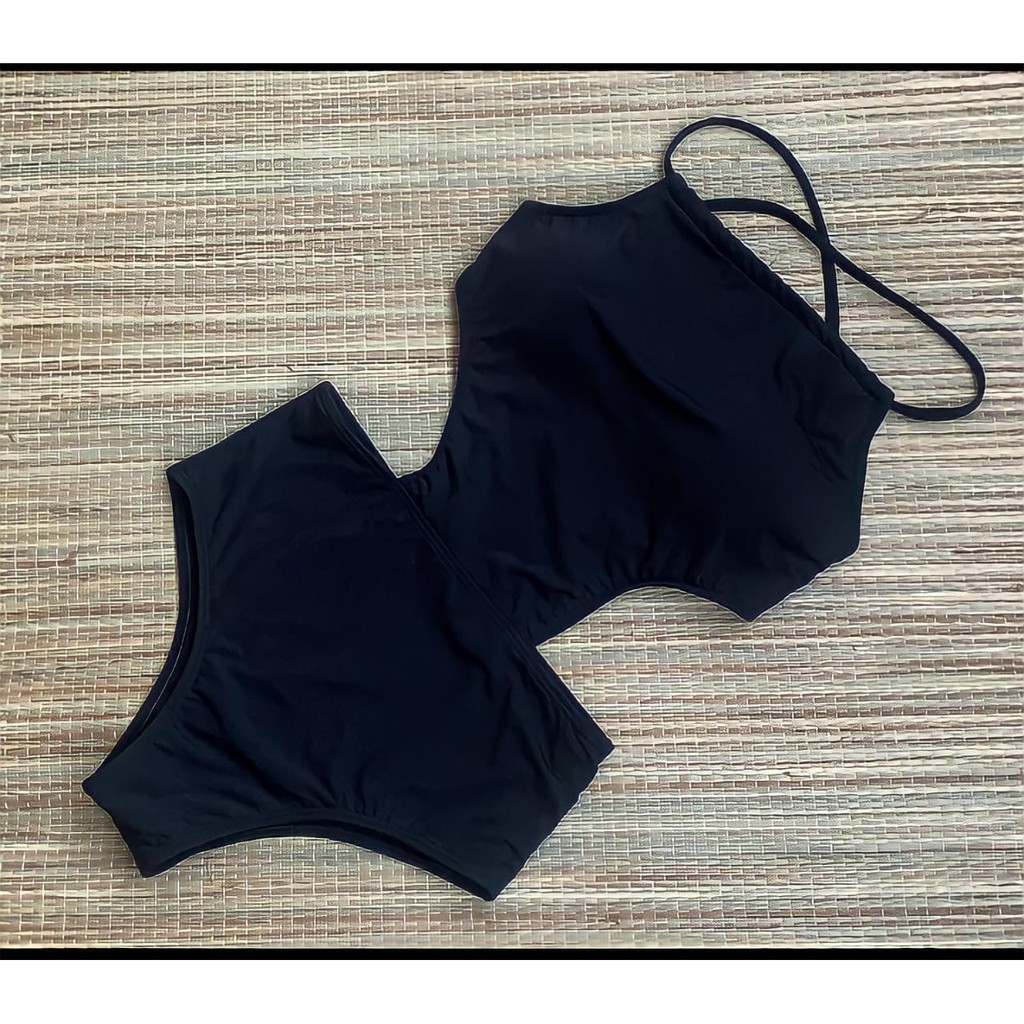 Maiô Cintura Alta Hotpants Engana Mamãe com Bojo e Forro Preto Feminino Body Praia