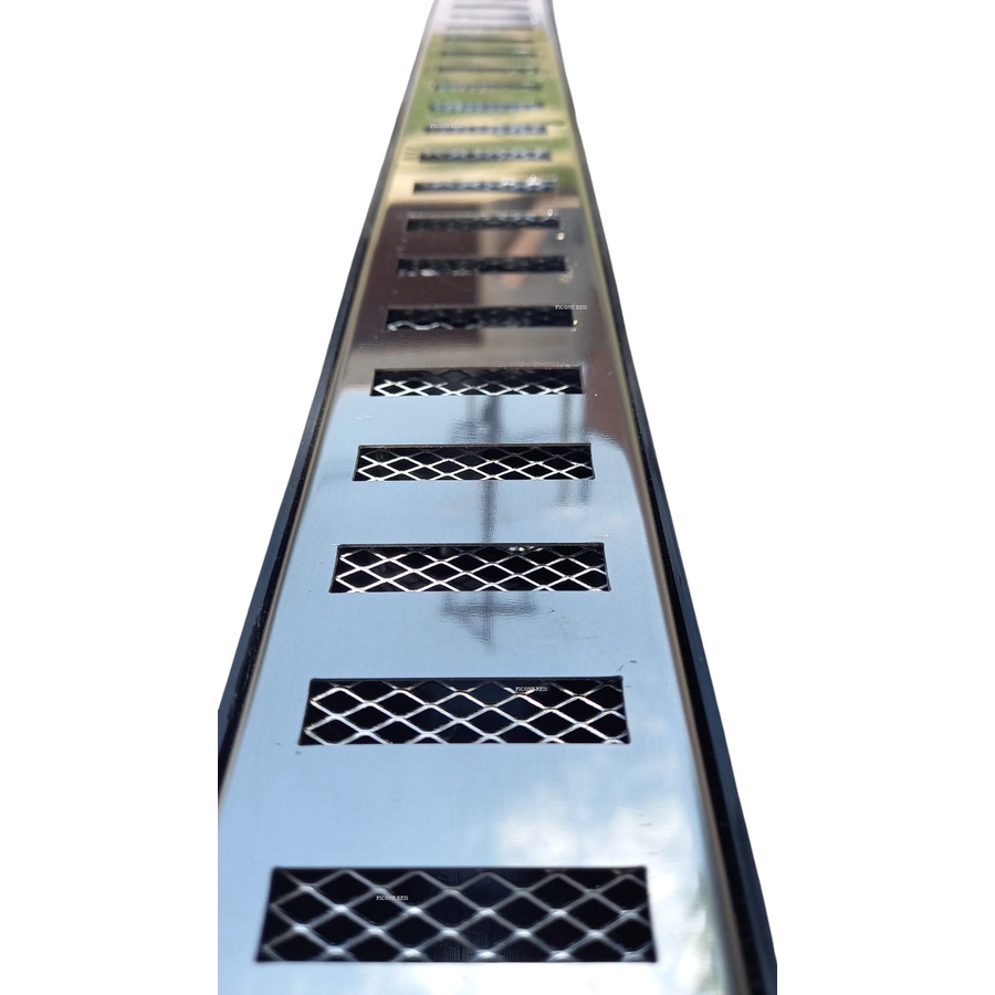 Ralo de Banheiro Linear 6x50 modelo Grelha Inox Polida Desenho Palito com Tela Anti Insetos Coletor Preto - Ficone Reis