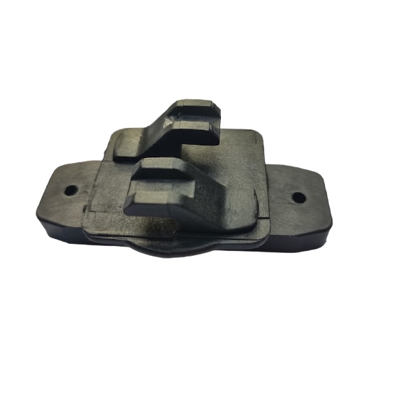 Isolador Tipo W Preto Pampeano Para Cerca Eletrica - Pacote 100 Unidades