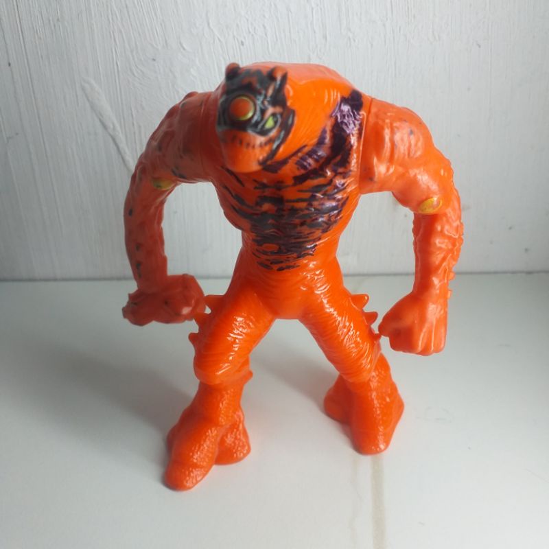 Max tel vilão 13cm