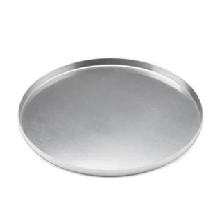 Forma De Pizza 45cm Em Alumínio - 2 peças  Medida da Forma: 45cm de diâmetro x 1,5cm de altura  Material: Alumínio em Oferta na Shopee