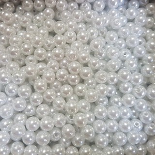 1.000aprox. Perolas 6mm Cor Branca com furo. Para artesanatos no geral em Oferta na Shopee
