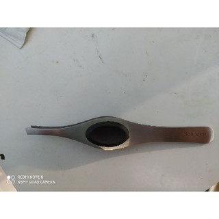 Pinça de Sobrancelhas Bola Preta Anatomica