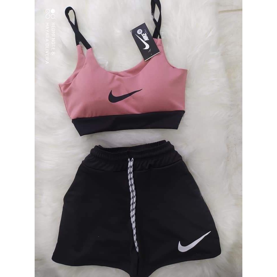 conjunto nike feminino academia