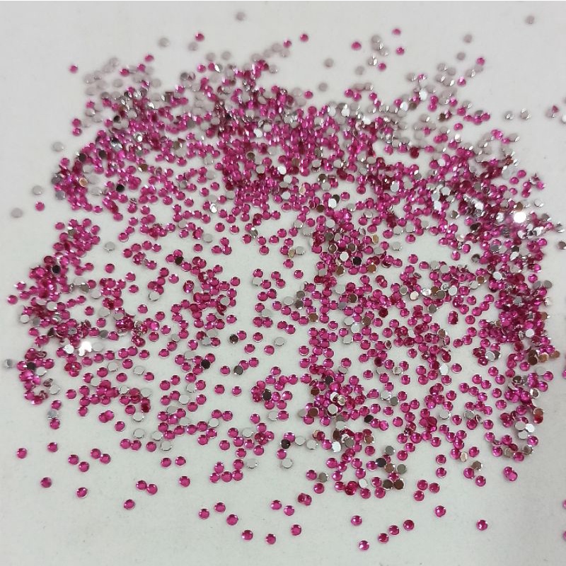 300 Chaton acrílico 1,5mm