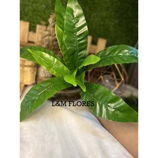 Buquê Folha de Bromélia artificial com 11 folhas ideal para complemento de arranjos e decoração de casamento, casa em Oferta na Shopee