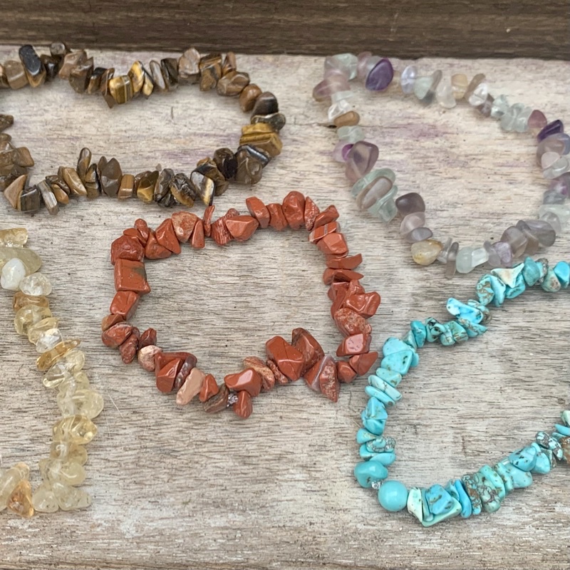 Pulseira em pedras naturais Ametista/Amazonita/Ágata Cornalina/Sodalita/Citrino/Fluorita/Quartzo Verde/7 Chakras