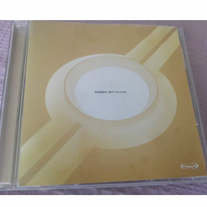 VÁRIOS ARTISTAS CD HIDDEN ART SAMPLER IMPORTADO FRIPP WILSON NO MAN AMBIENT