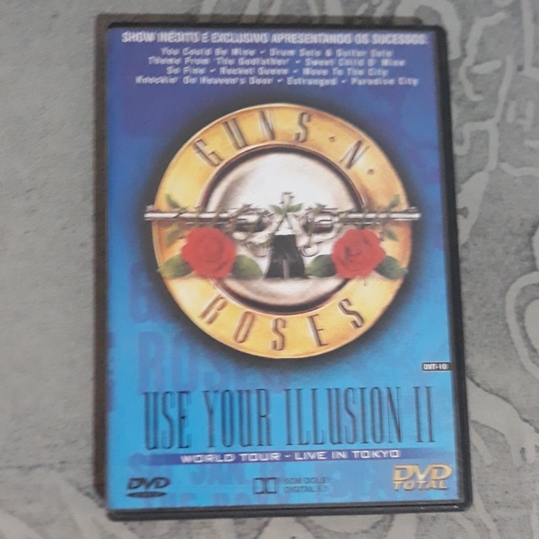 DVD GUNS N ROSES USE YOUR ILLUSION 2 - WORLD TOUR LIVE IN TOKYO - EM ÓTIMO ESTADO