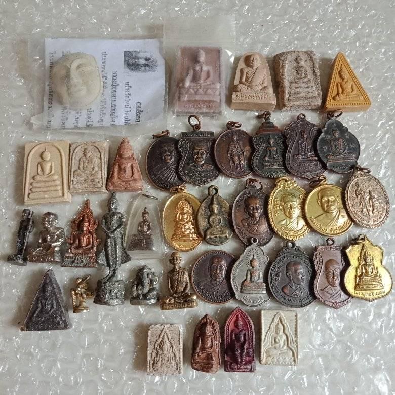 รูปสินค้า พระกล่องรวม สุ่มได้หลายองค์ พระแท้ ส่งฟรีถึงบ้าน