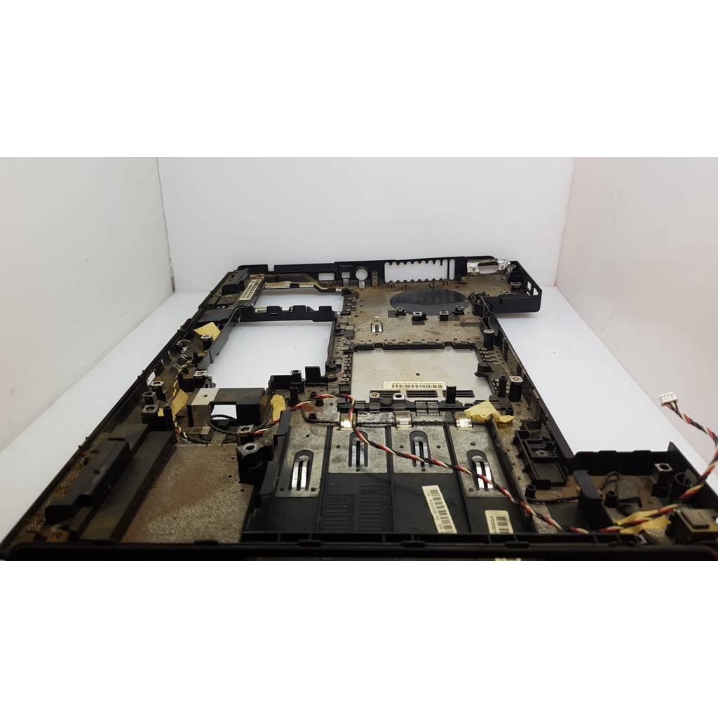 Carcaça Inferior Notebook Toshiba Satélite M70 (Cx. R11)