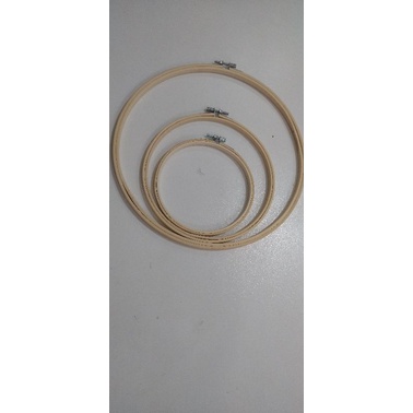 Kit Bastidor Para Bordado Madeira.