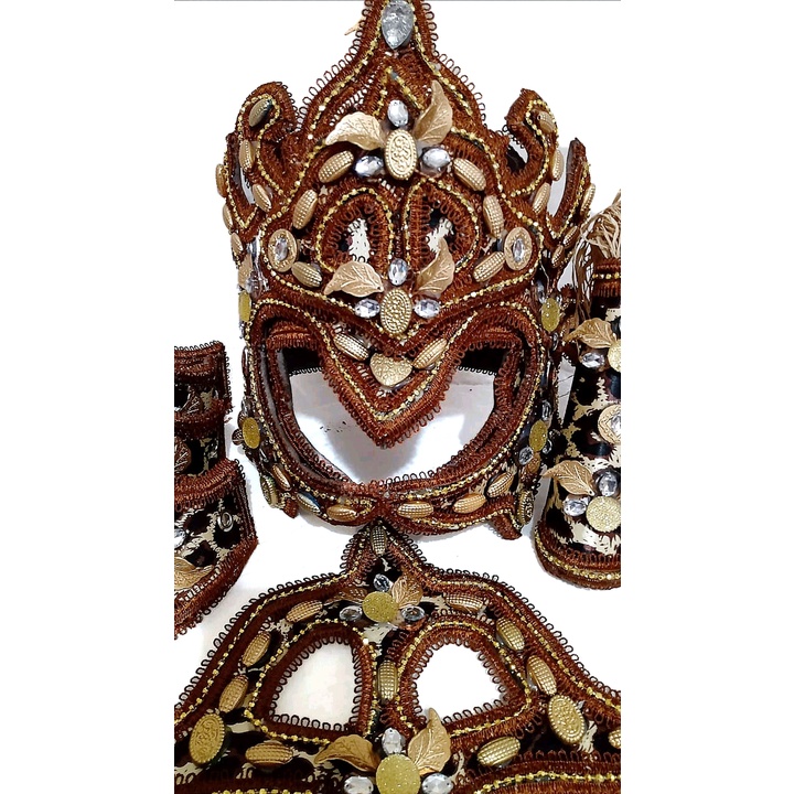Paramenta de Oxossi  Capacete Ode