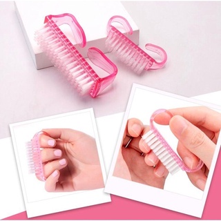 Escovinha de Unhas de Plástico com cerdas de NYLON e cabo anatômico deslizante para UNHA rcb0057