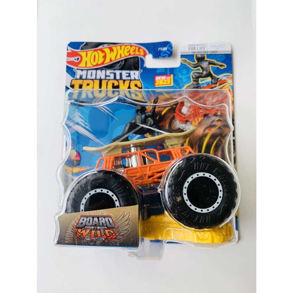 Pista Hot Wheels Monster Truck Epic Loop Glow in the Dark - Mattel -  Carrinho de Brinquedo - Magazine Luiza