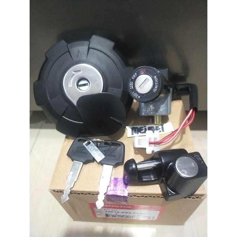Conjunto De Chaves De Ignição + Tampa Do Tanque CRF 150 (K84)