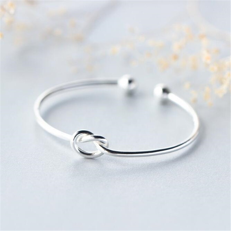 925 Bracelete De Prata Pulseira Atacado Versão Coreana Moda Simples Nó De Amor Aberto Feminino Fino Mão Jóias CB097 em Oferta na Shopee