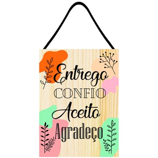 Placa com Alça de Couro Entrego Confio Aceito e Agradeço 14x29cm em Oferta na Shopee