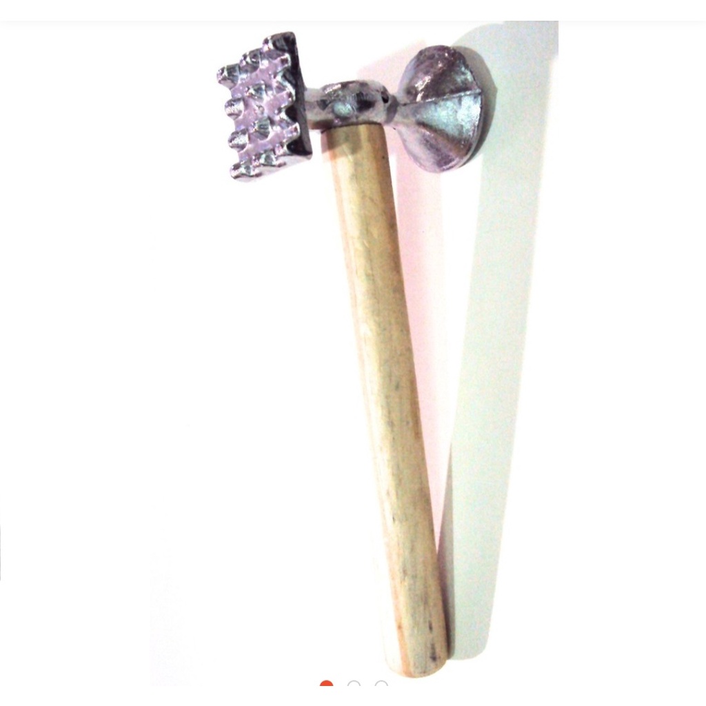 Batedor Alumínio Pequeno Para Carne 19 cm Cabo Madeira