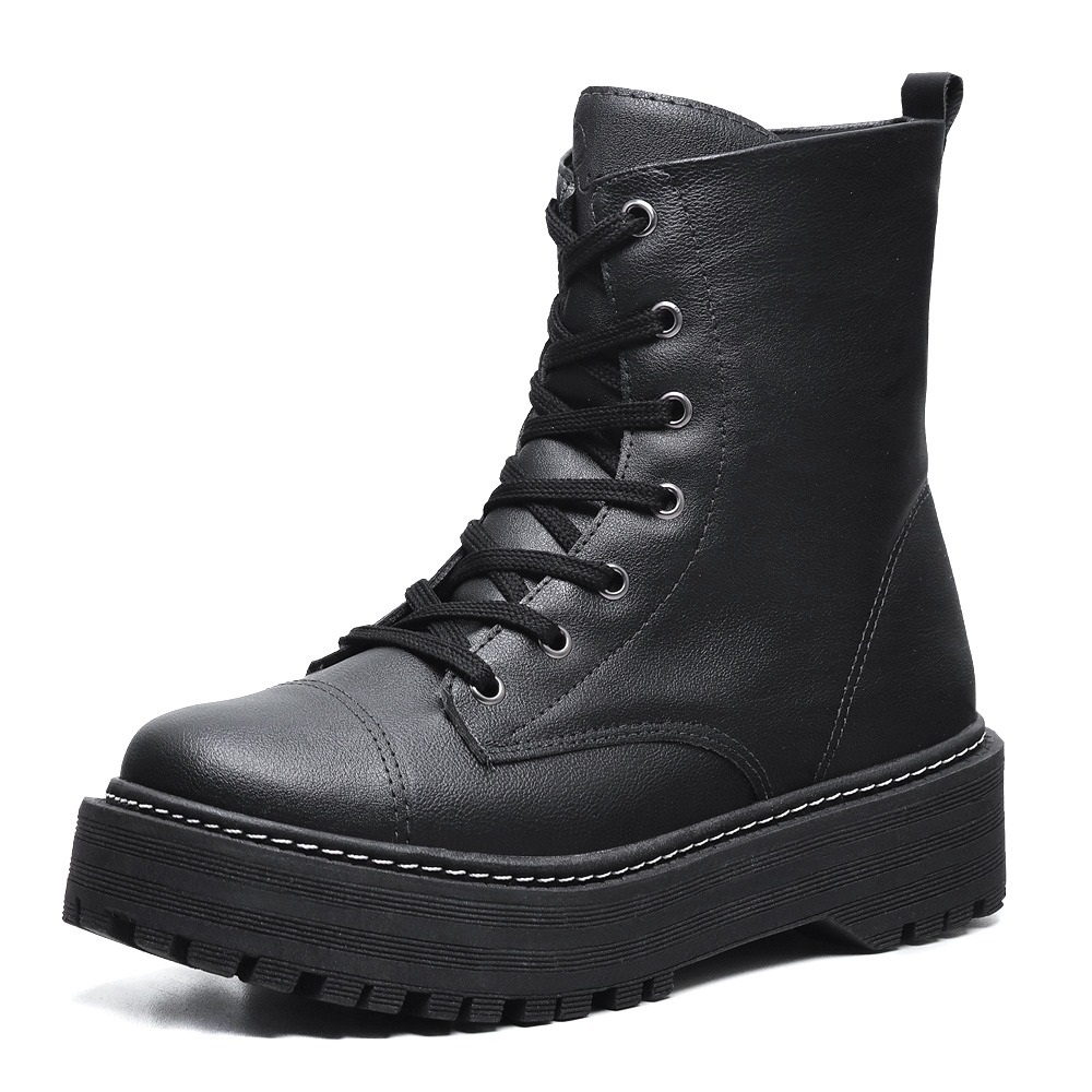 Bota Cortuno Feminina Preto Tratorado Cano Curto Blogueira Confortável Falcucci — imagem 2 de 2