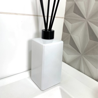 Frasco em Vidro Aromatizador de Ambiente Branco + Varetas Difusoras / Aromatizadoras em Oferta na Shopee