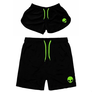 Kit Casal Short Moda Praia Bermudas Combinando Amor Iguais Namorados Amigos Amizade Carinhas ET Alien Coracao