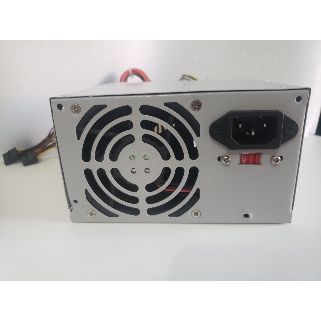 Fonte ATX para Pc 335w cooler silencioso - detalhe