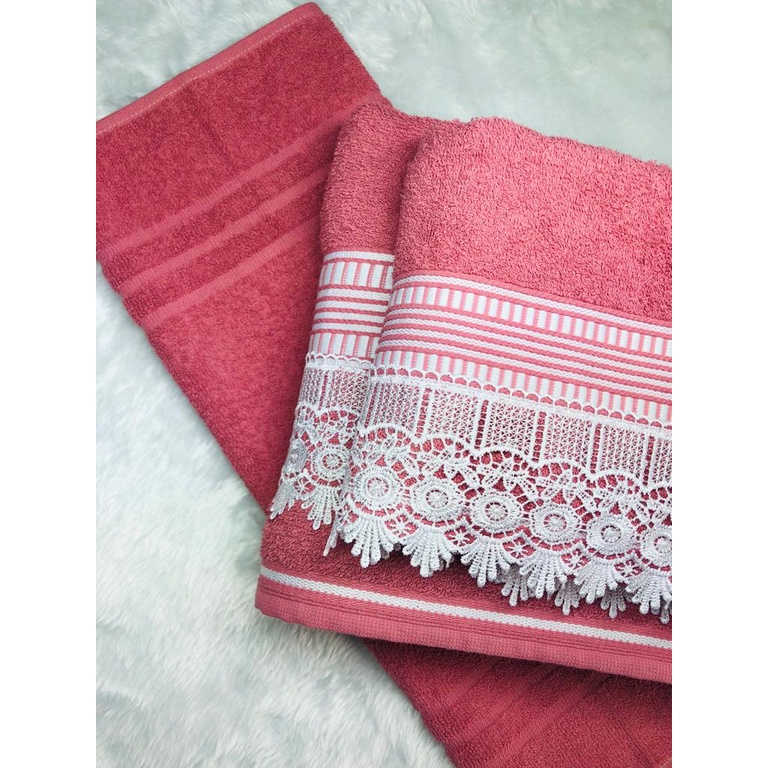 Jogo 2 Peças Toalha Banho e Rosto Ouro Gigante  Com Renda Guipir 500 gr CL. em Oferta na Shopee