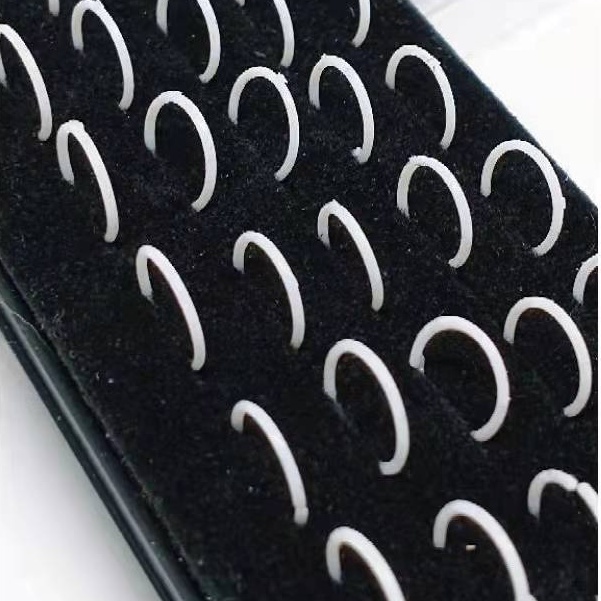 piercing de nariz argolinha silicone branca nostril web flex argola kit 40 unidades caixinha