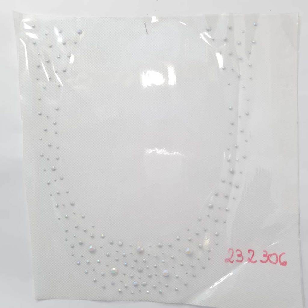 2 unidades Cartela Termocolante AB Lumi Branco Hotfix 16x22cm Branco 232306